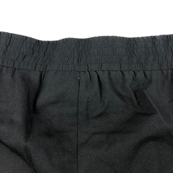 Ya Los Angeles Womens Shorts, Black Floral Medium - Picture 8 of 8